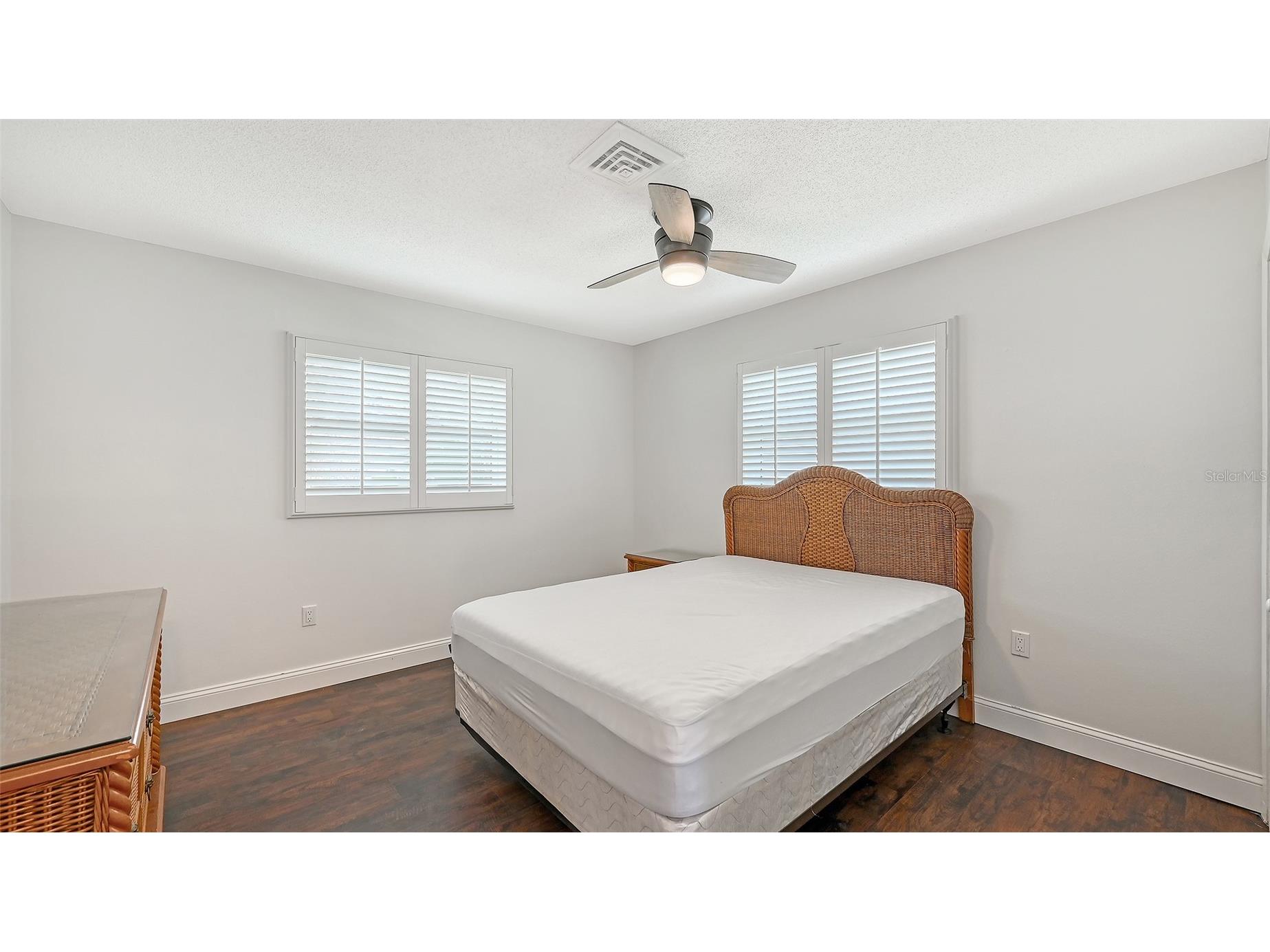 1024 Deer Run Venice FL 34293 A4686675 image24