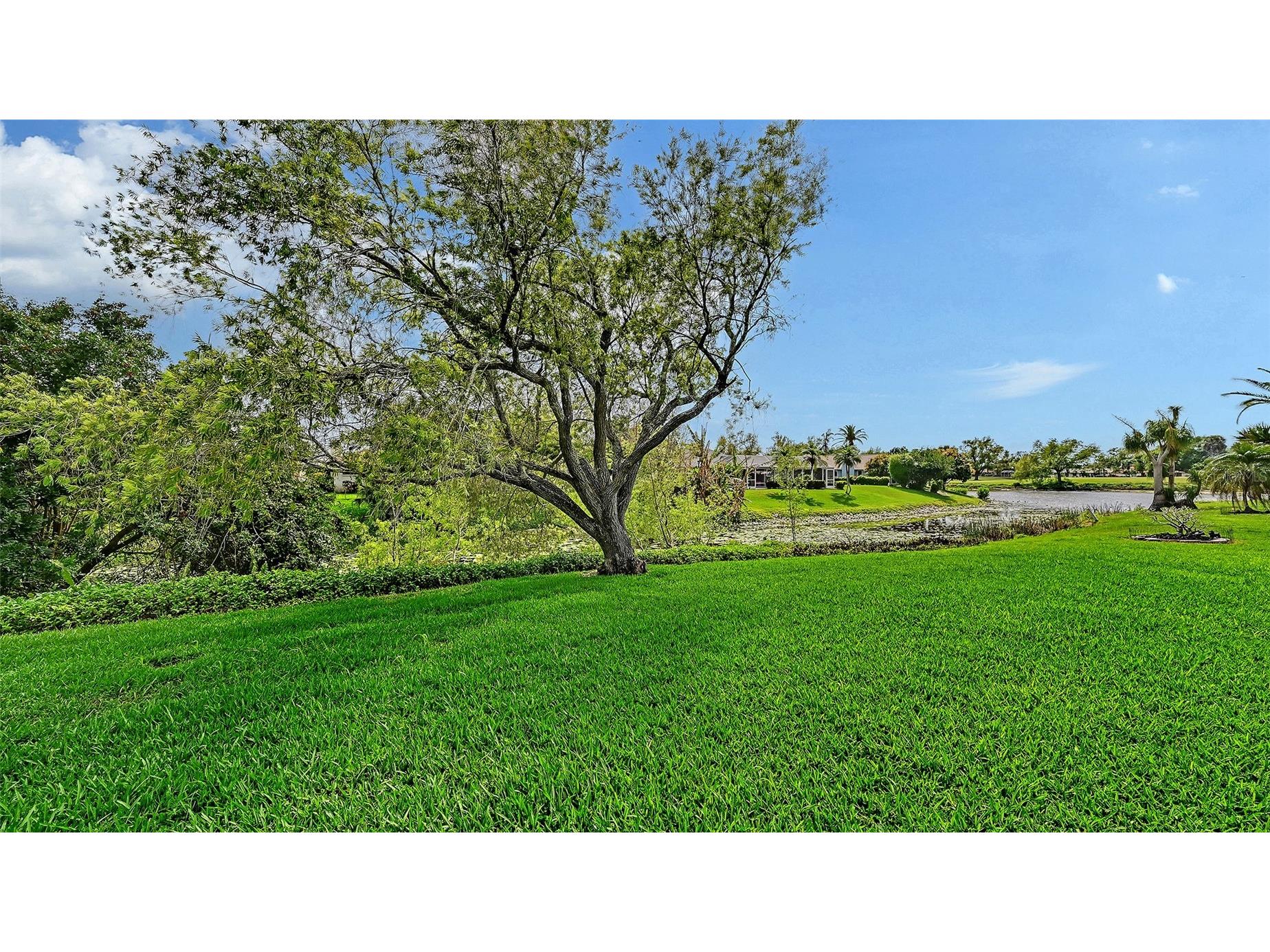 1024 Deer Run Venice FL 34293 A4686675 image35