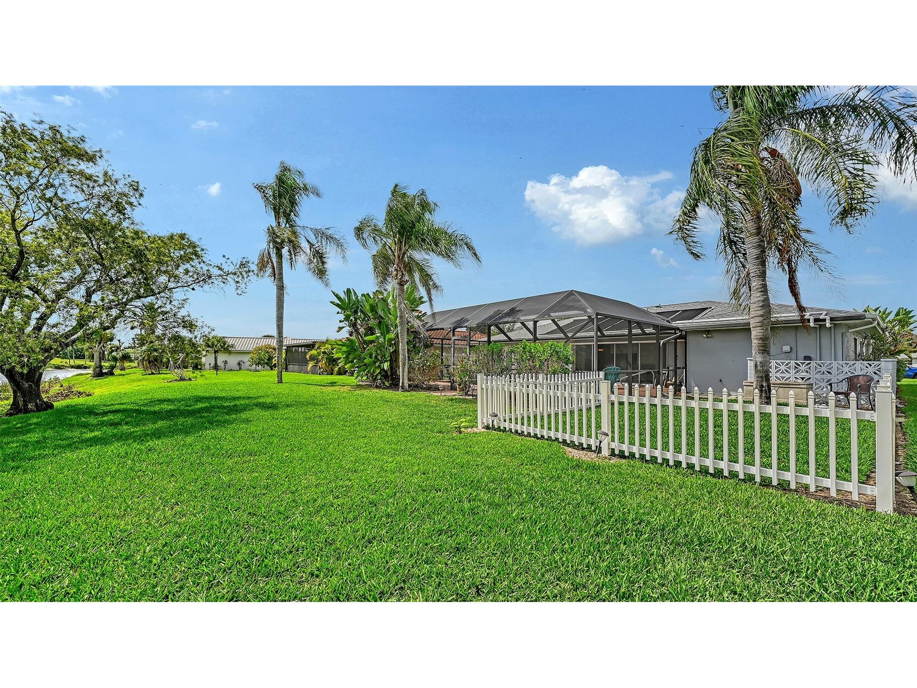 1024 Deer Run Venice FL 34293 A4686675 image36