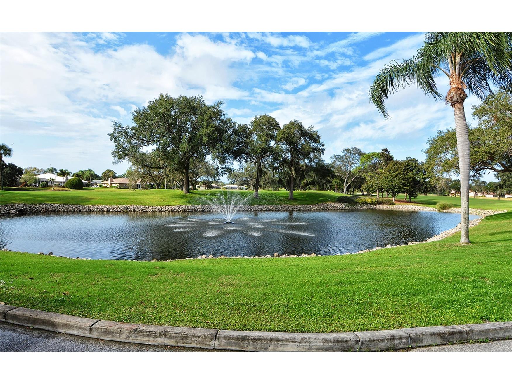 1024 Deer Run Venice FL 34293 A4686675 image45