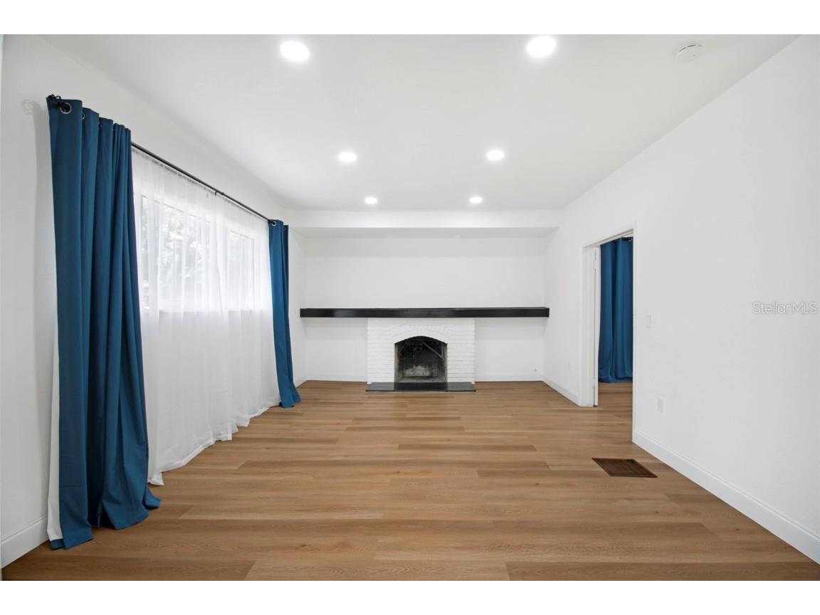 1024 E Crenshaw Street #A Tampa FL 33604 TB8427937 image6