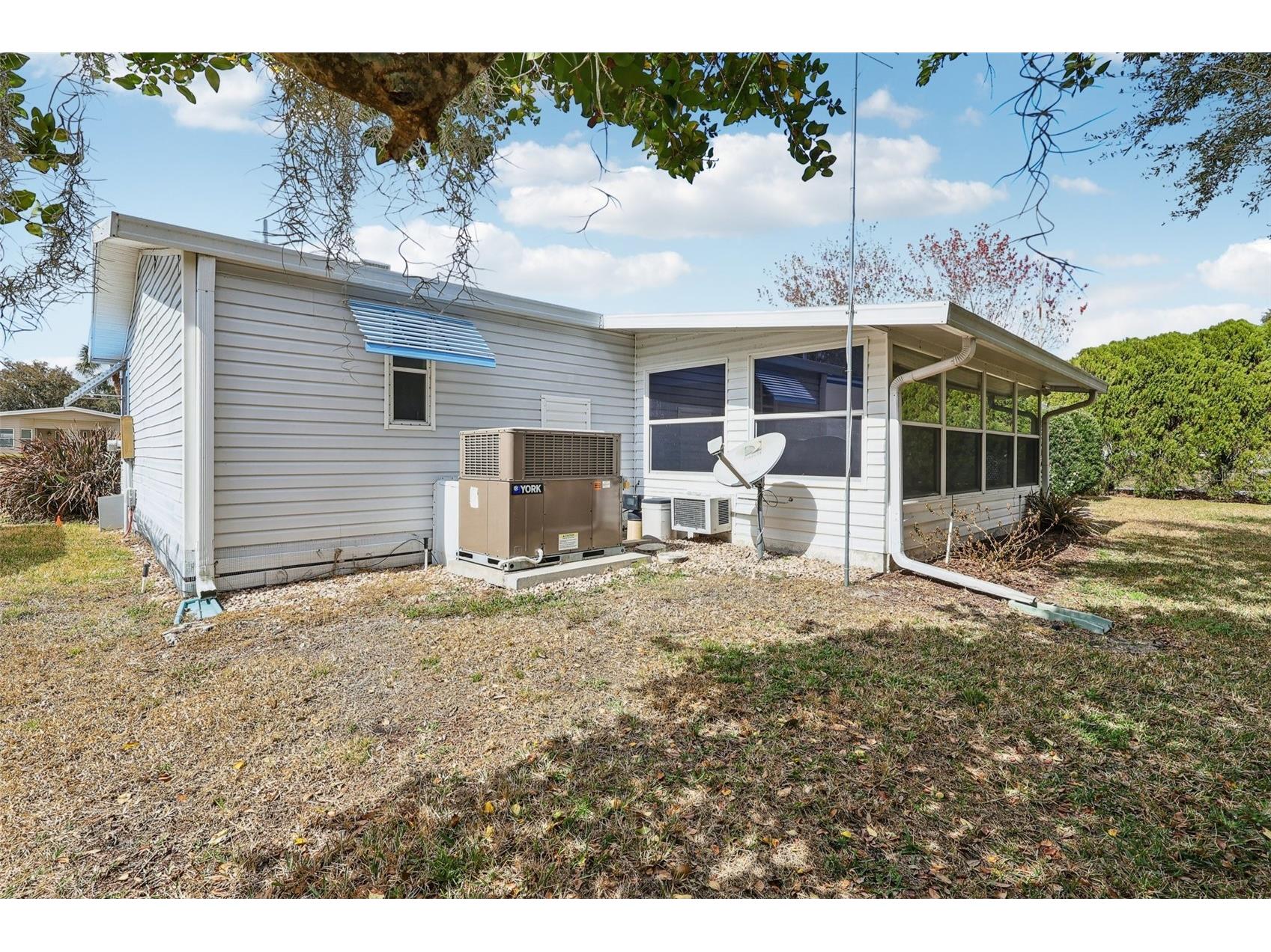 1024 Hilltop Road Tavares FL 32778 G5108024 image35