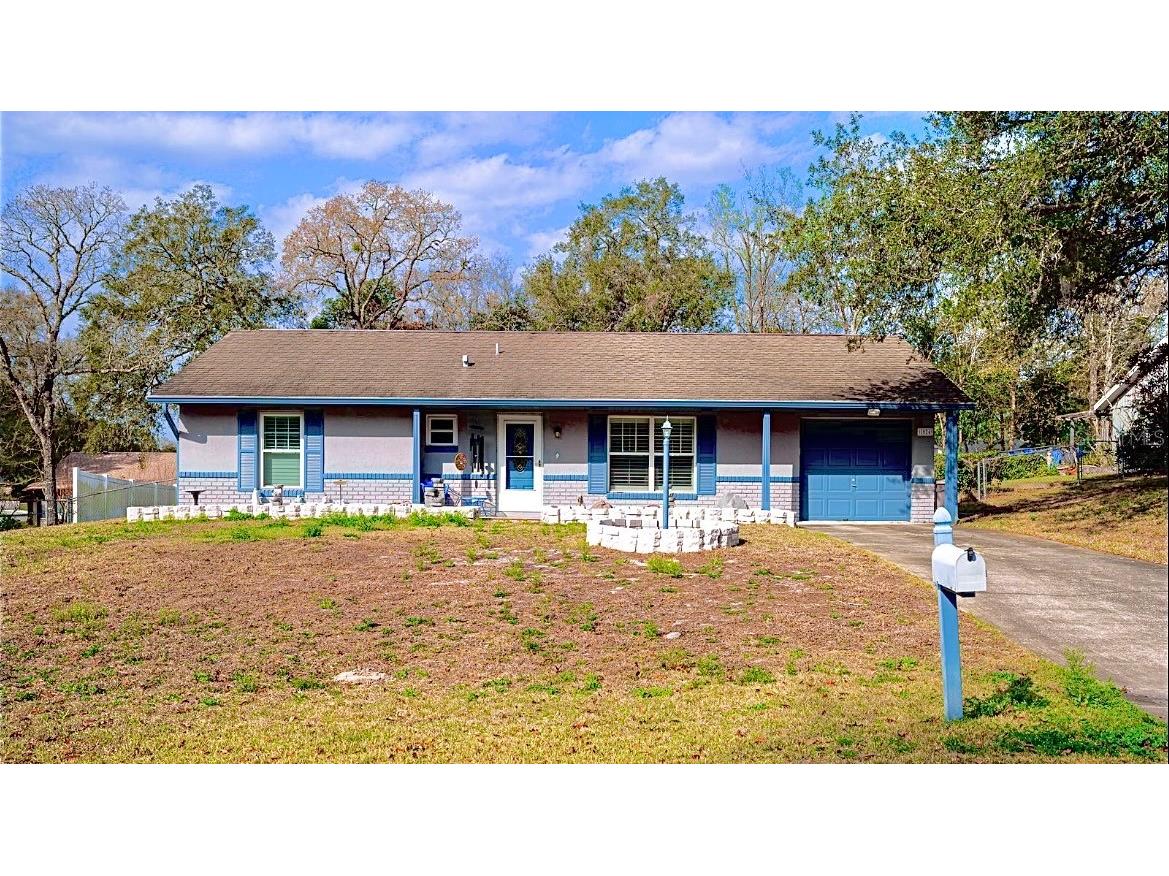 1024 Louise Lane Deland FL 32720 V4928733 image1