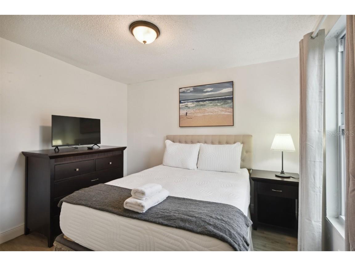 1024 Manor Drive #UNIT B Orlando FL 32807 O6321765 image12