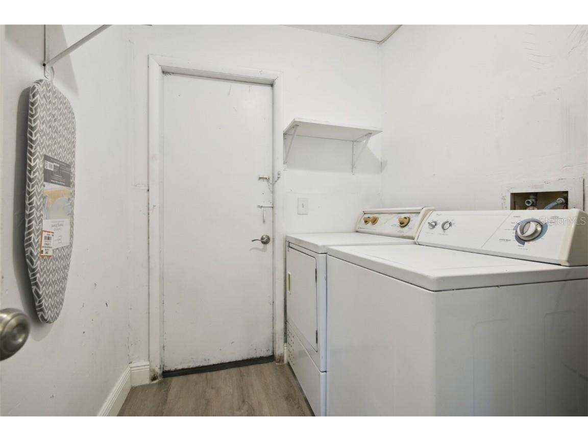 1024 Manor Drive #UNIT B Orlando FL 32807 O6321765 image19