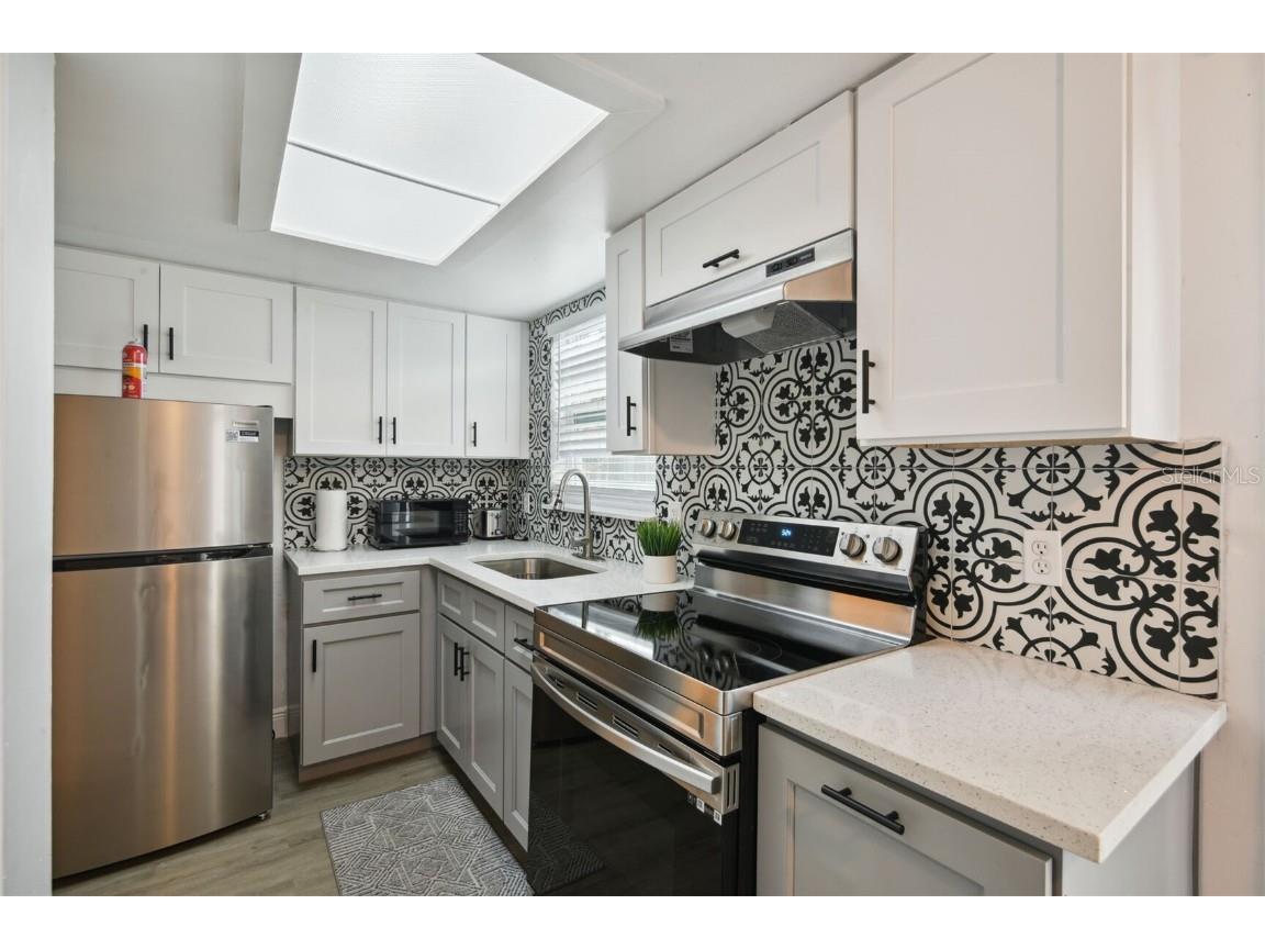 1024 Manor Drive #UNIT B Orlando FL 32807 O6321765 image8