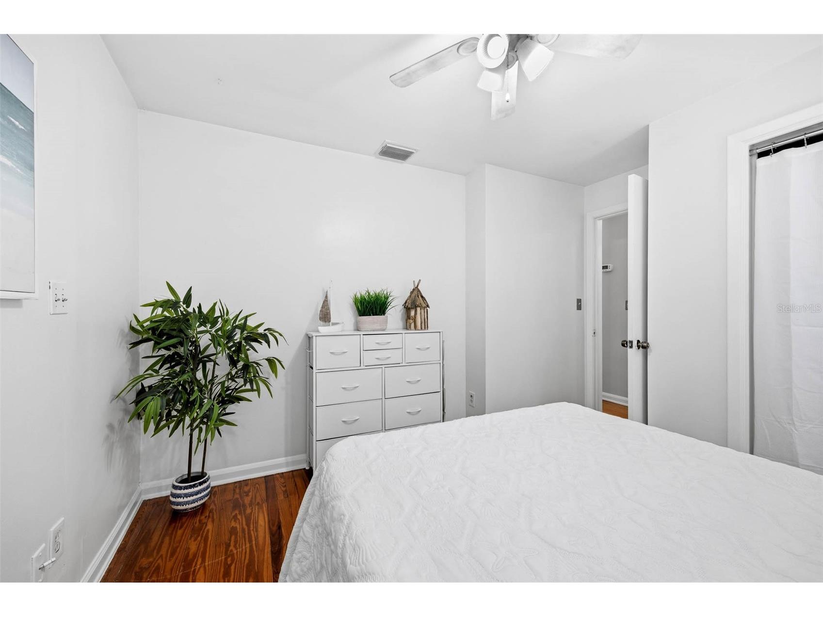 1024 Michigan Dr E Dunedin FL 34698 TB8523281 image19