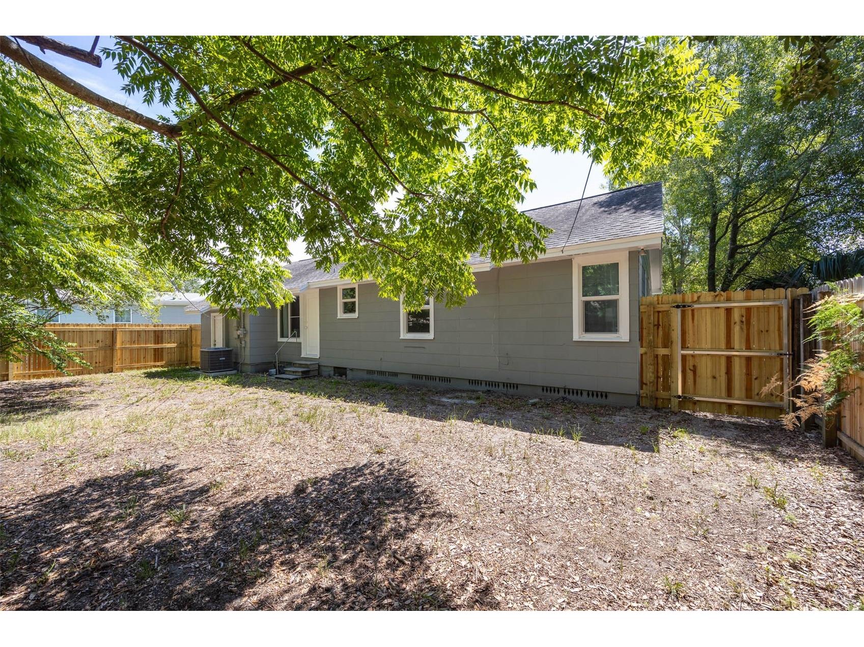 1024 Michigan Dr E Dunedin FL 34698 TB8523281 image24