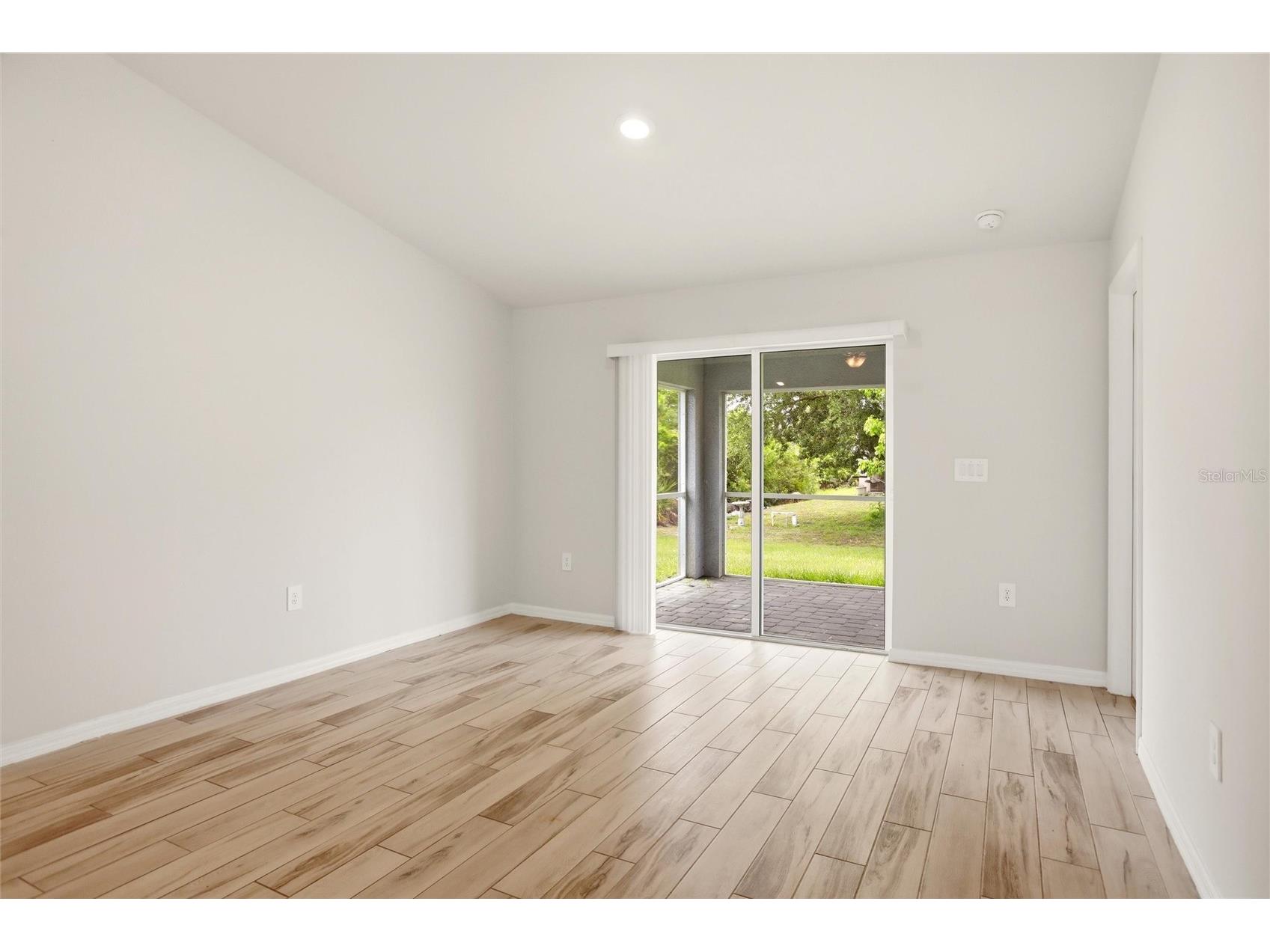 1024 NE 33rd Lane Cape Coral FL 33909 C7526877 image13