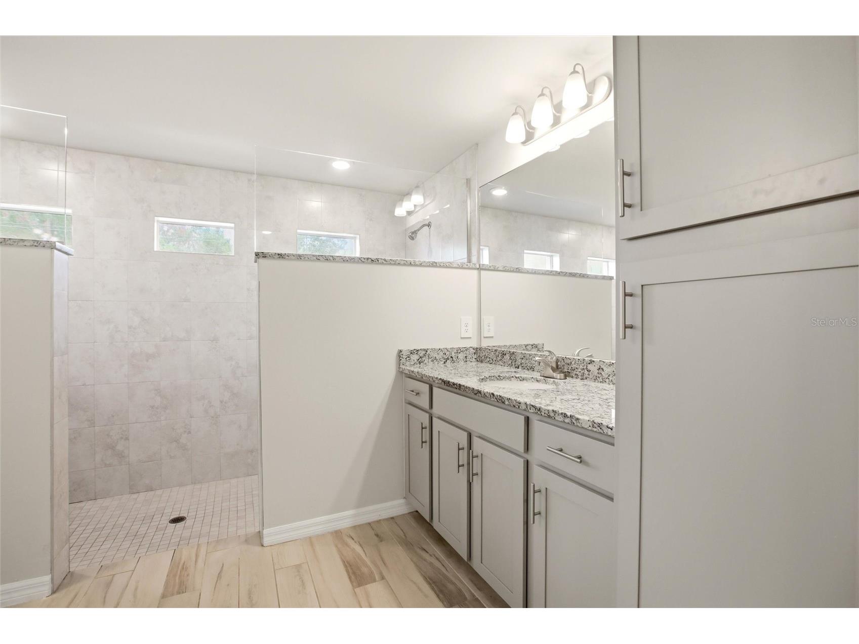 1024 NE 33rd Lane Cape Coral FL 33909 C7526877 image41
