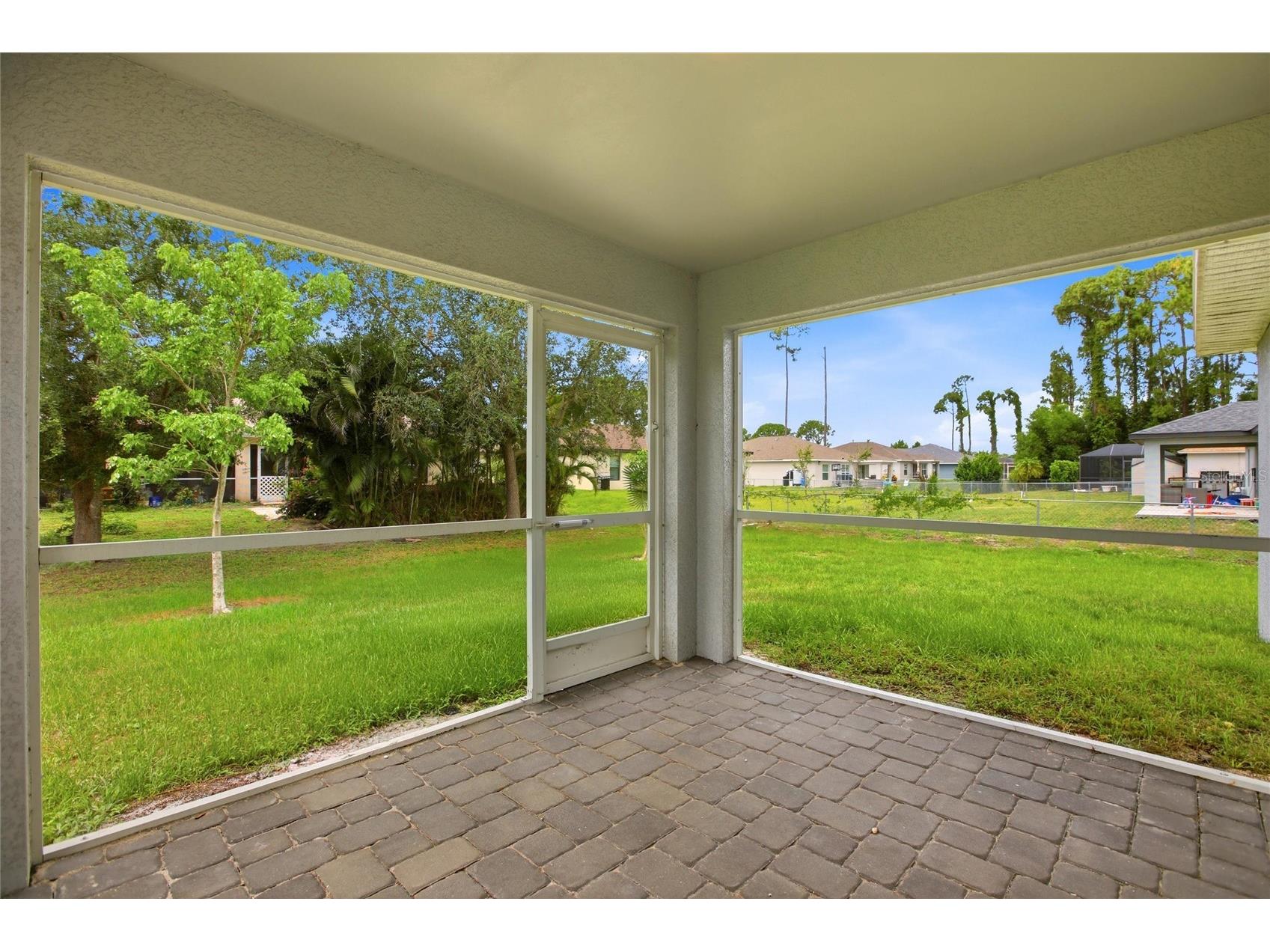 1024 NE 33rd Lane Cape Coral FL 33909 C7526877 image47