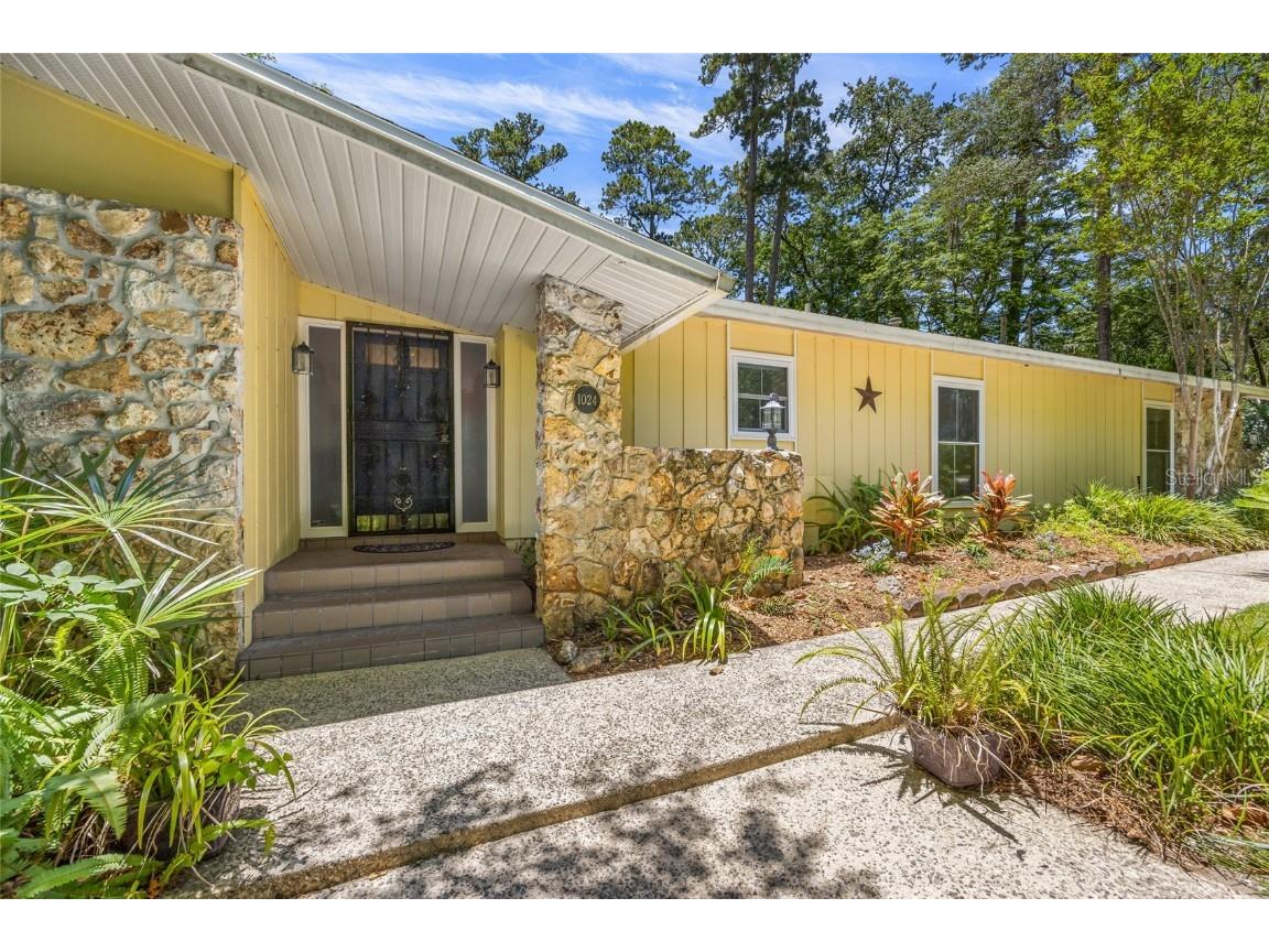 1024 NW 17th Street Gainesville FL 32605 GC522196 image1