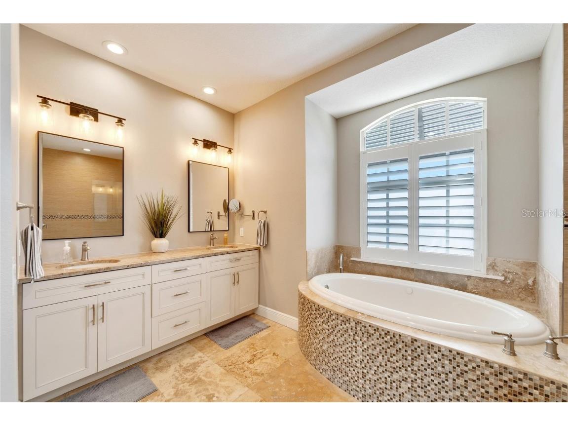 1024 Sonata Lane Apollo Beach FL 33572 TB8416587 image31