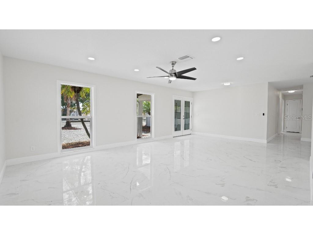 1024 Spindle Palm Way Apollo Beach FL 33572 W7882090 image20