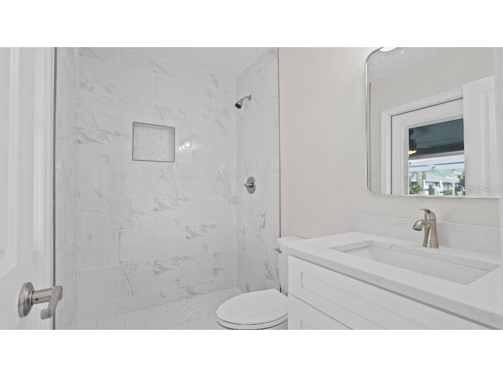 1024 Spindle Palm Way Apollo Beach FL 33572 W7882090 image23