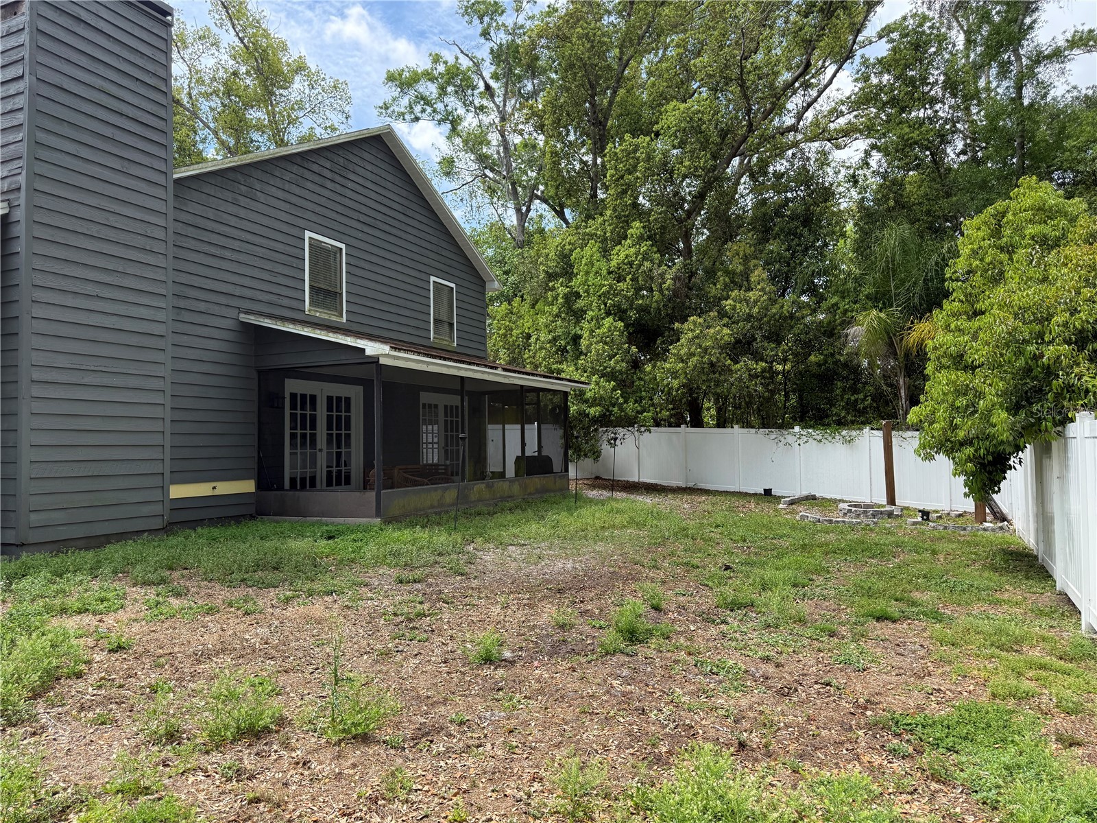 1024 Sylvia Lane Tampa FL 33613 TB8494489 image2