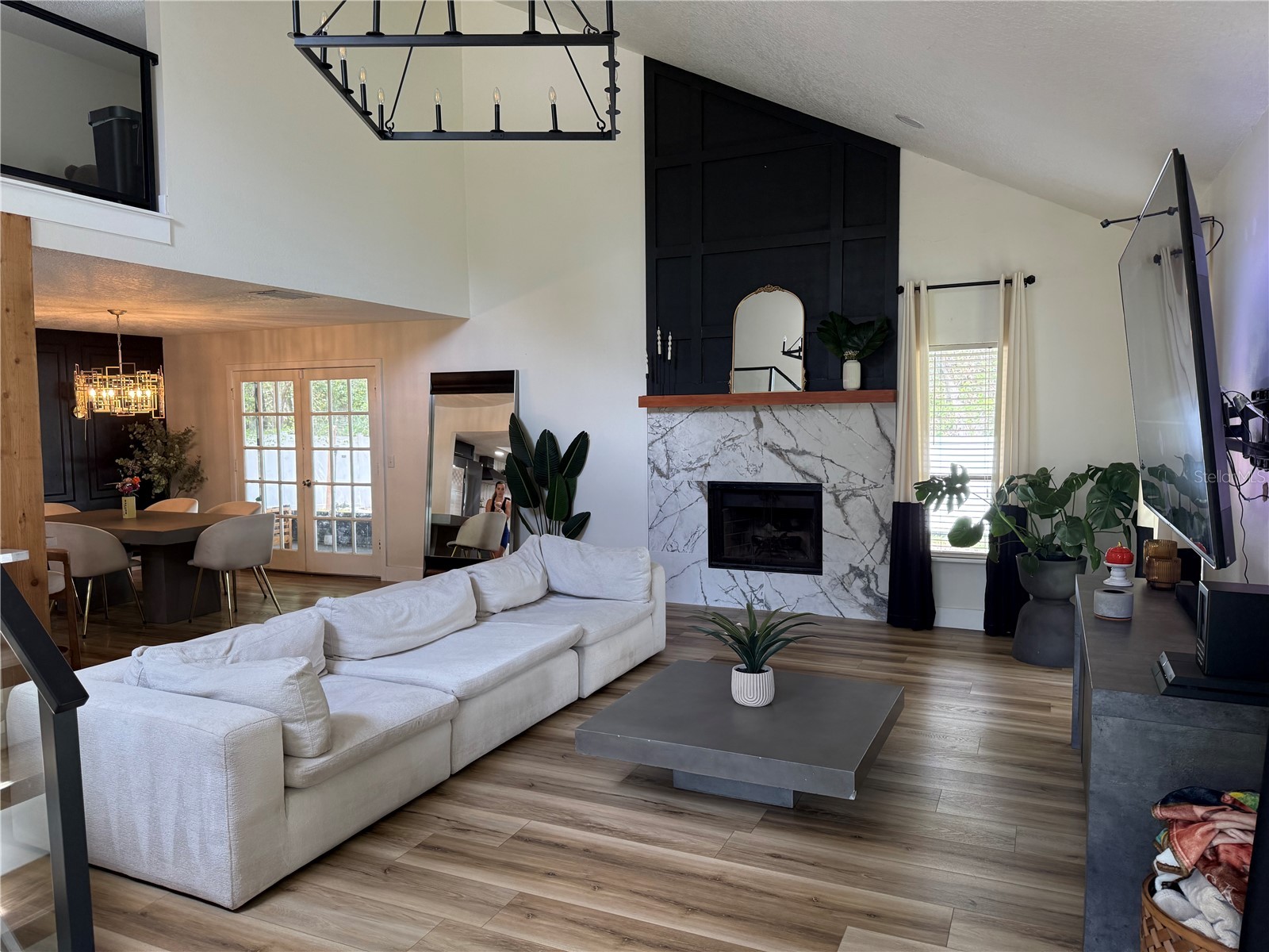 1024 Sylvia Lane Tampa FL 33613 TB8494489 image3