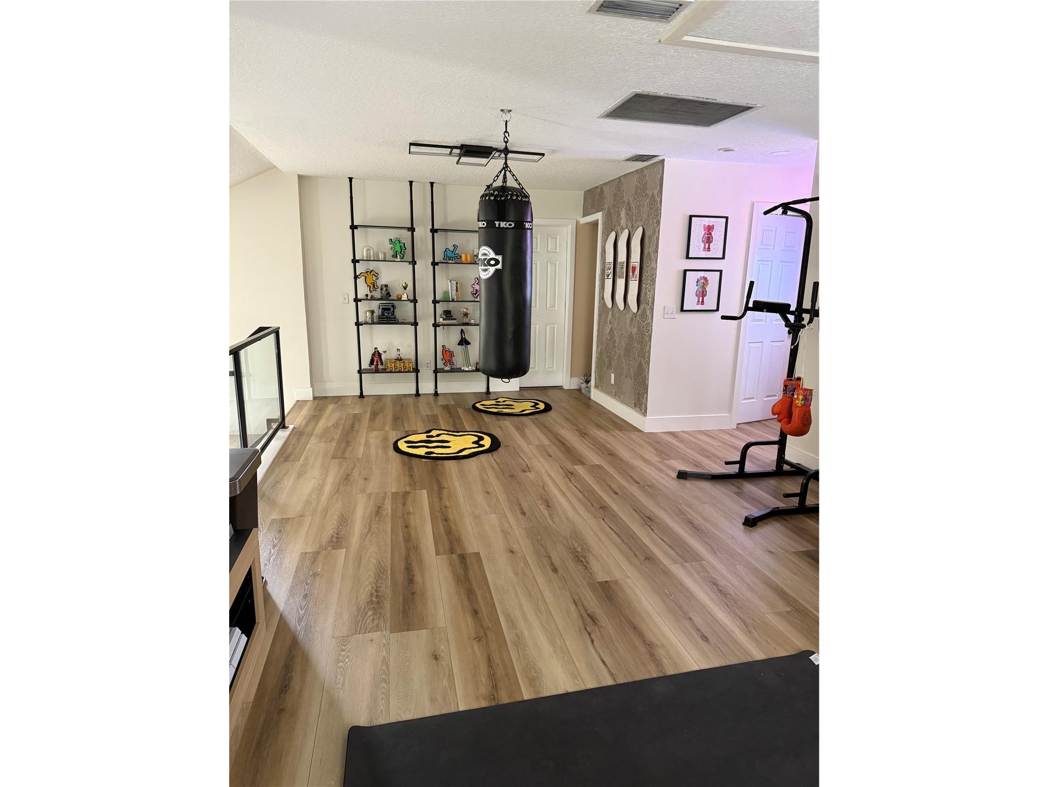 1024 Sylvia Lane Tampa FL 33613 TB8494489 image8