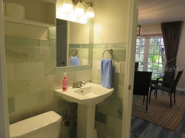 1024 Tara Vista Drive Sarasota FL 34232 A4638275 image19