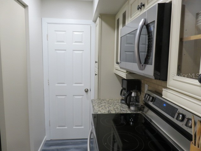 1024 Tara Vista Drive Sarasota FL 34232 A4638275 image6