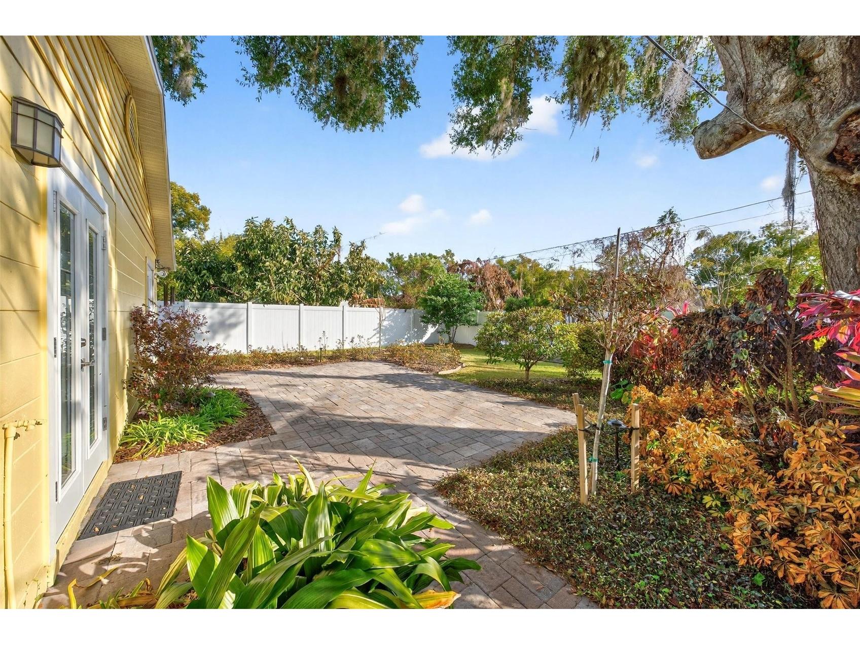 1024 Timor Avenue Orlando FL 32804 O6380266 image35