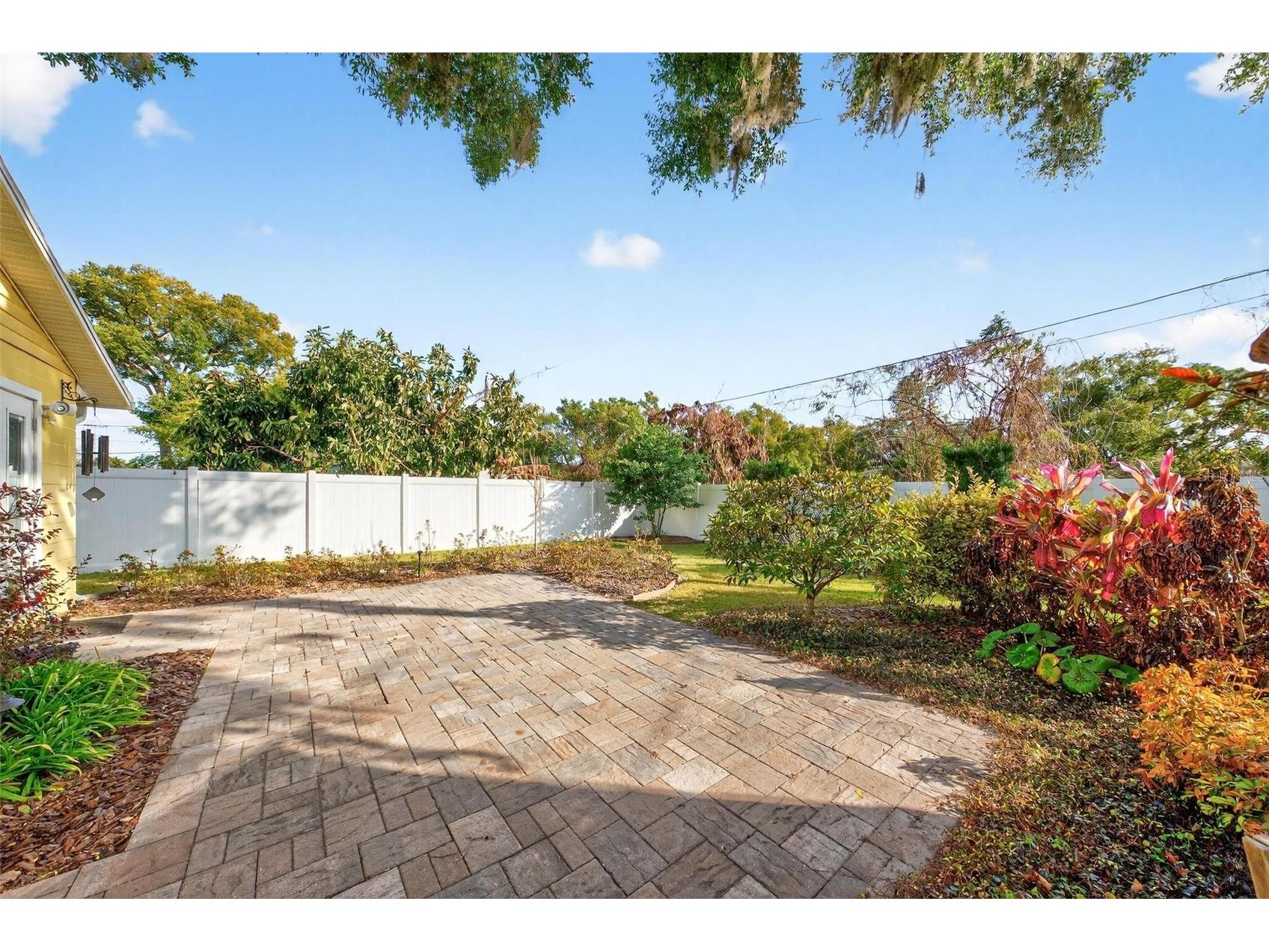1024 Timor Avenue Orlando FL 32804 O6380266 image36
