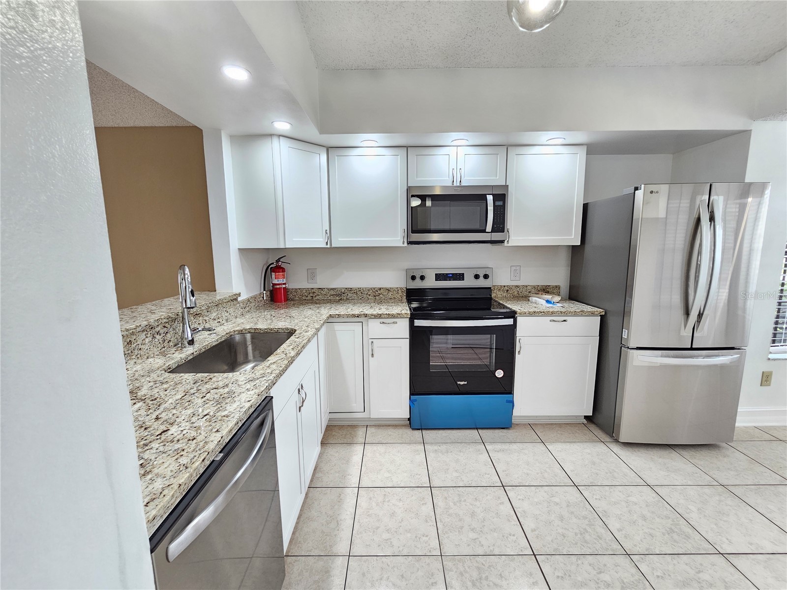 1024 Whalebone Bay Drive Kissimmee FL 34741 S5149090 image7