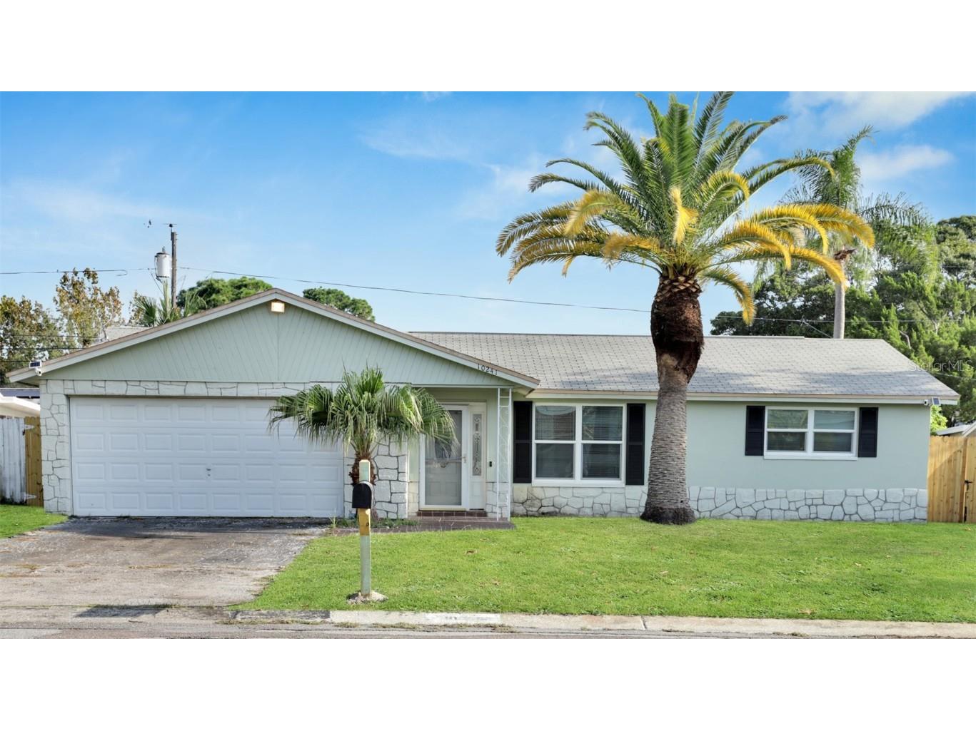 10241 127th Avenue N Largo FL 33773 U8232644 image1
