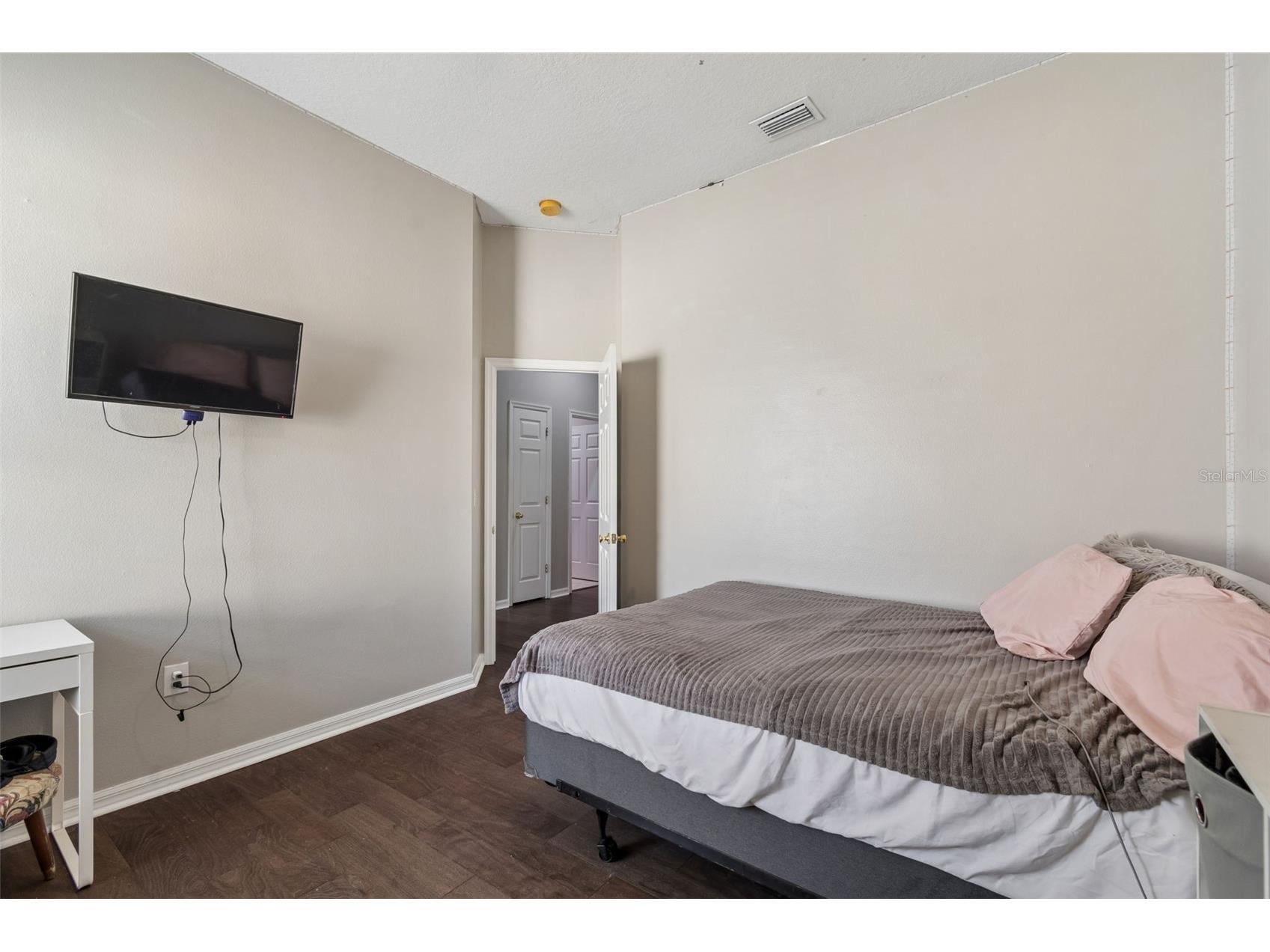 10243 Shadow Branch Drive Tampa FL 33647 TB8505934 image43