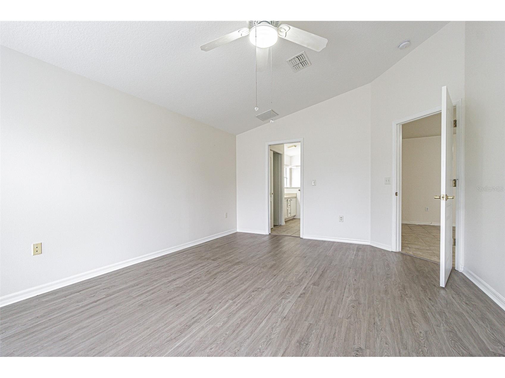 10245 Buncombe Way San Antonio FL 33576 TB8506692 image11