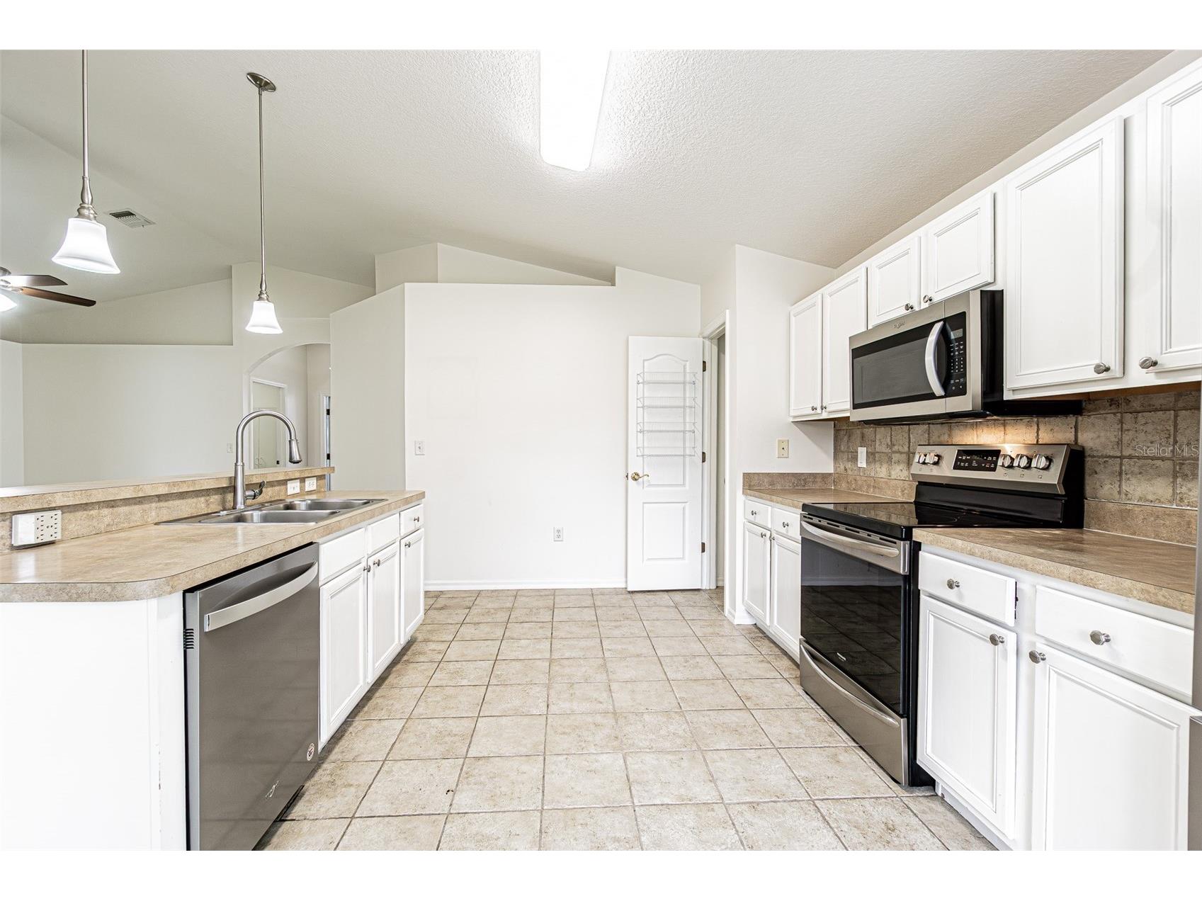 10245 Buncombe Way San Antonio FL 33576 TB8506692 image19