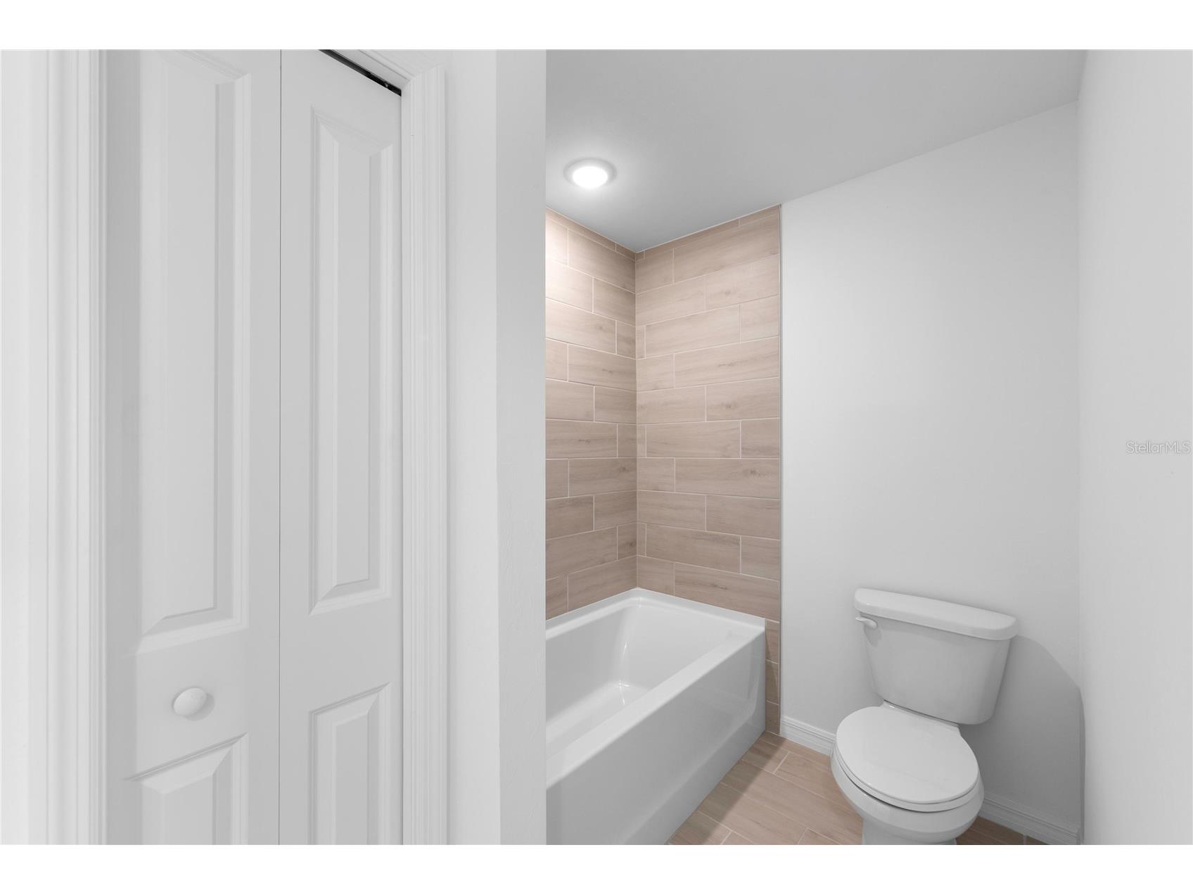 10245 Deerwood Avenue Englewood FL 34224 A4682239 image16