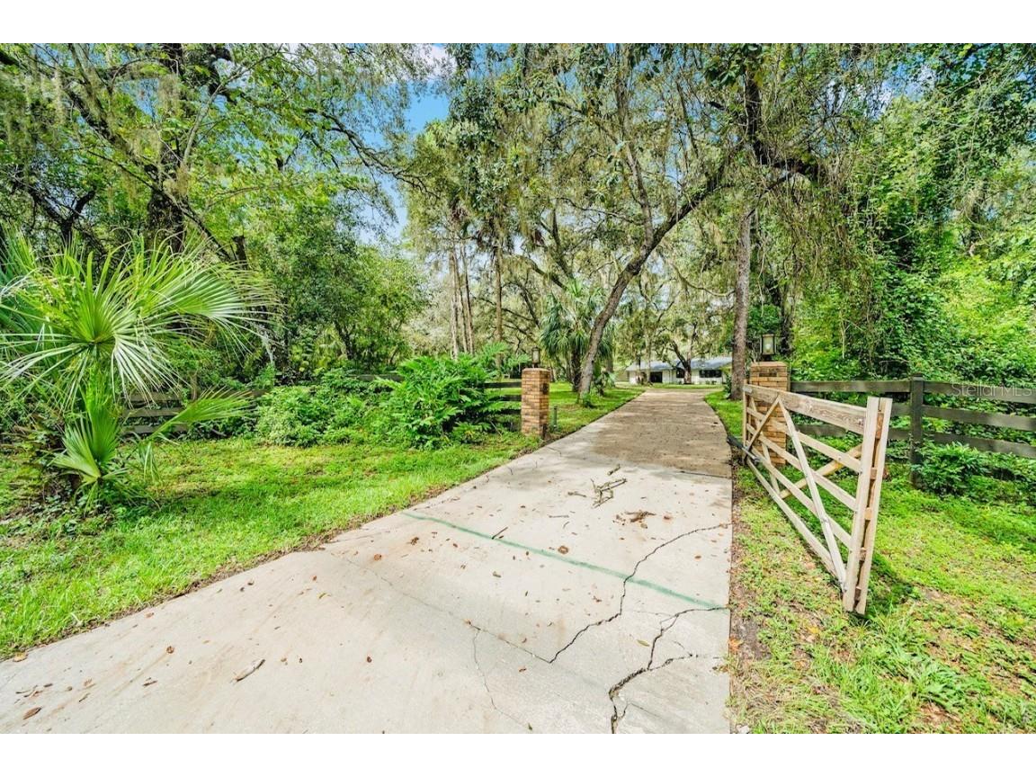 10245 E Trails End Road Floral City FL 34436 W7878579 image6
