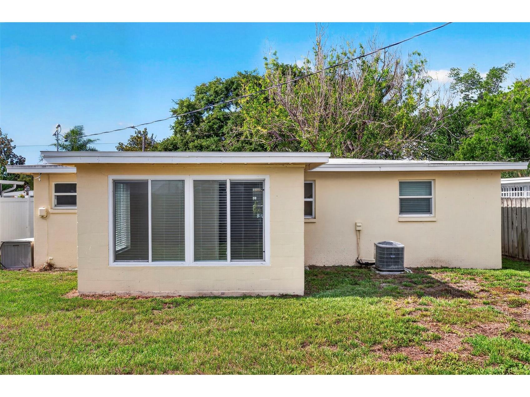 10246 117th Drive Largo FL 33773 TB8506976 image36