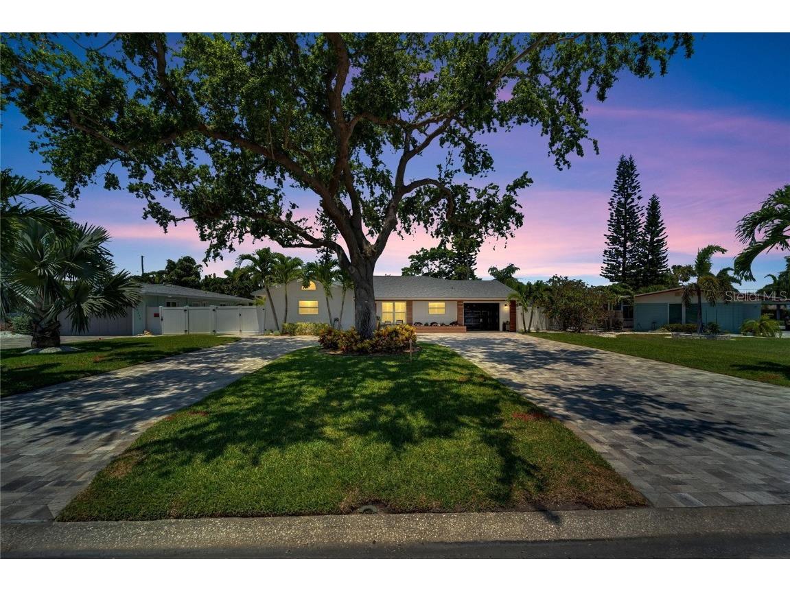 10246 Paradise Boulevard Treasure Island FL 33706 U8202523 image1