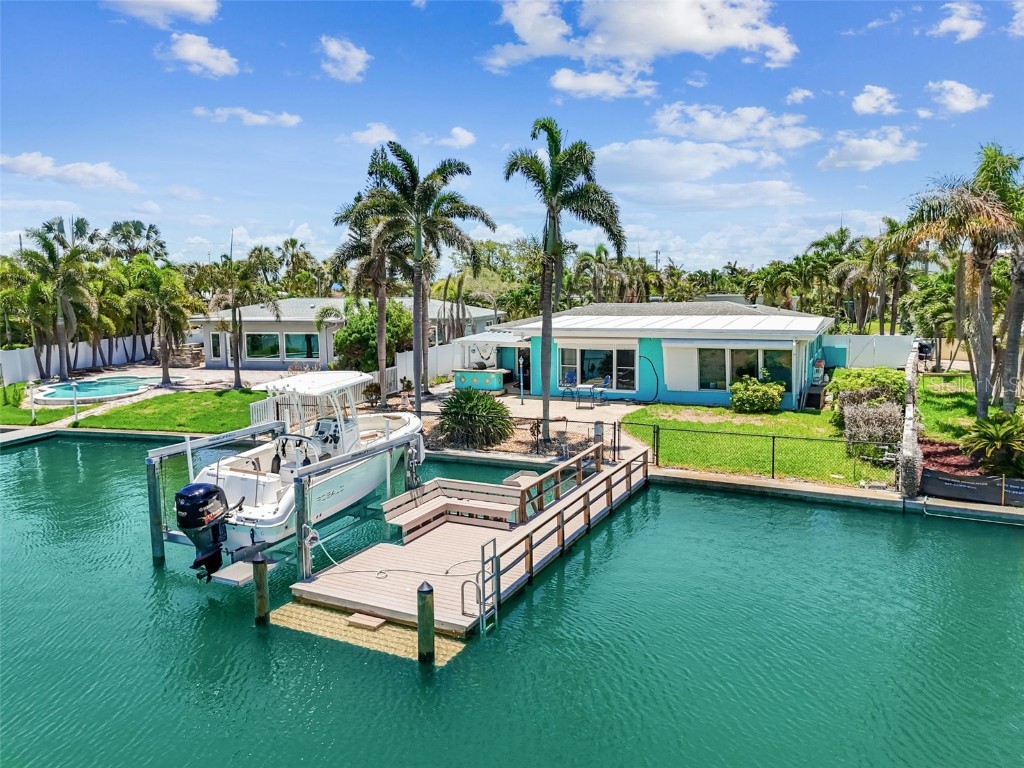 10246 Tarpon Drive Treasure Island FL 33706 TB8402309 image2