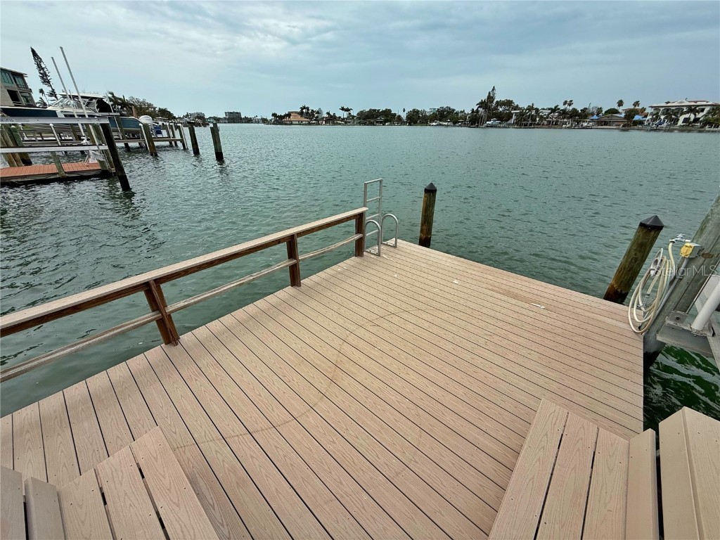 10246 Tarpon Drive Treasure Island FL 33706 TB8402309 image29