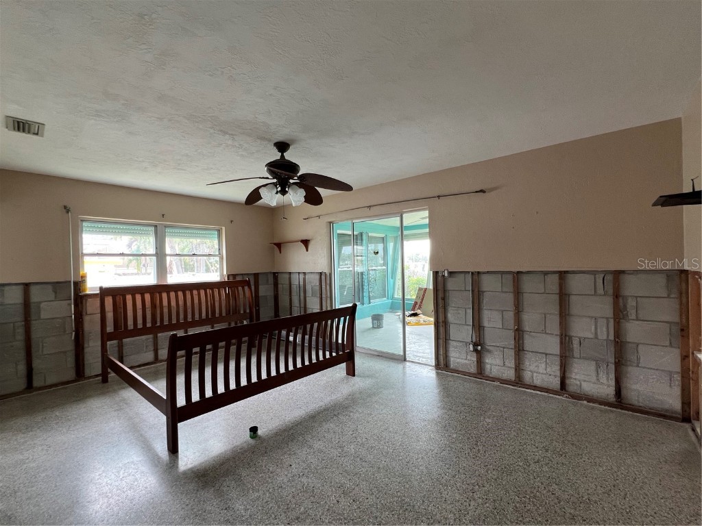 10246 Tarpon Drive Treasure Island FL 33706 TB8402309 image34