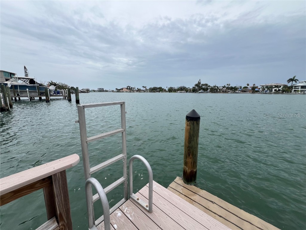 10246 Tarpon Drive Treasure Island FL 33706 TB8402309 image39