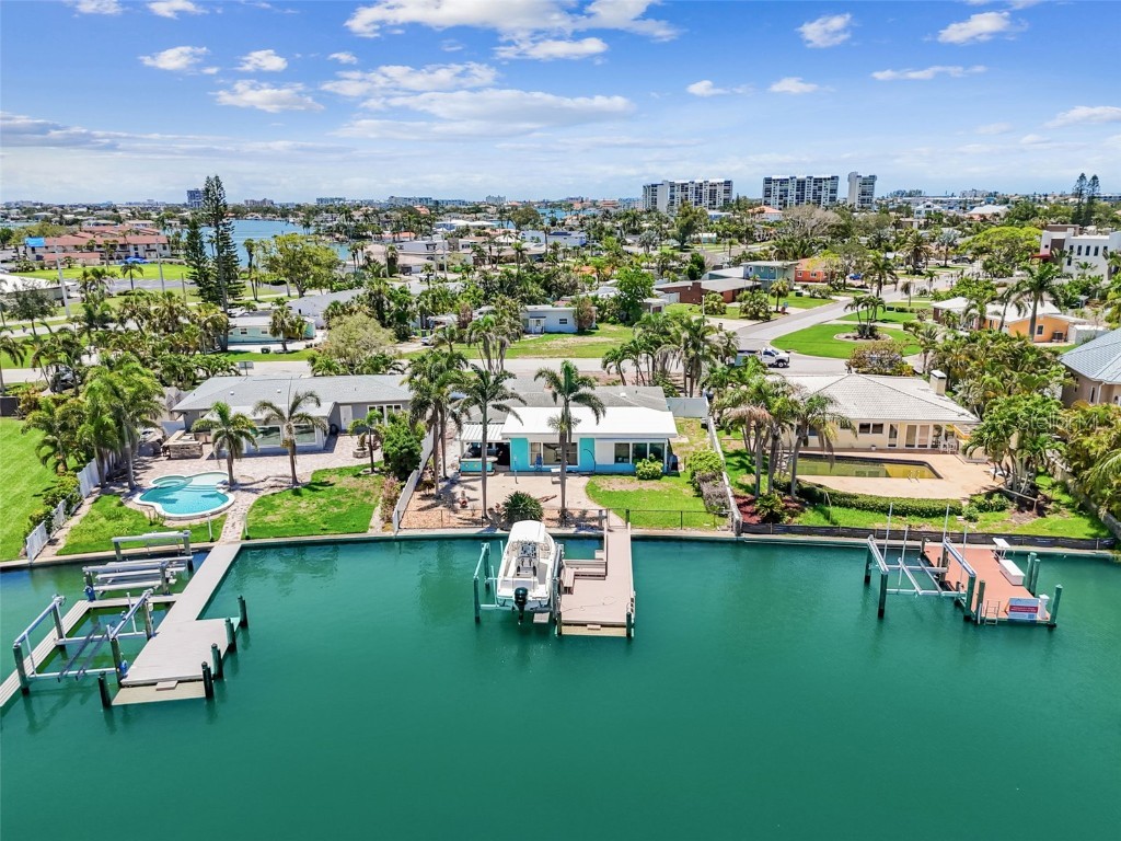 10246 Tarpon Drive Treasure Island FL 33706 TB8402309 image5