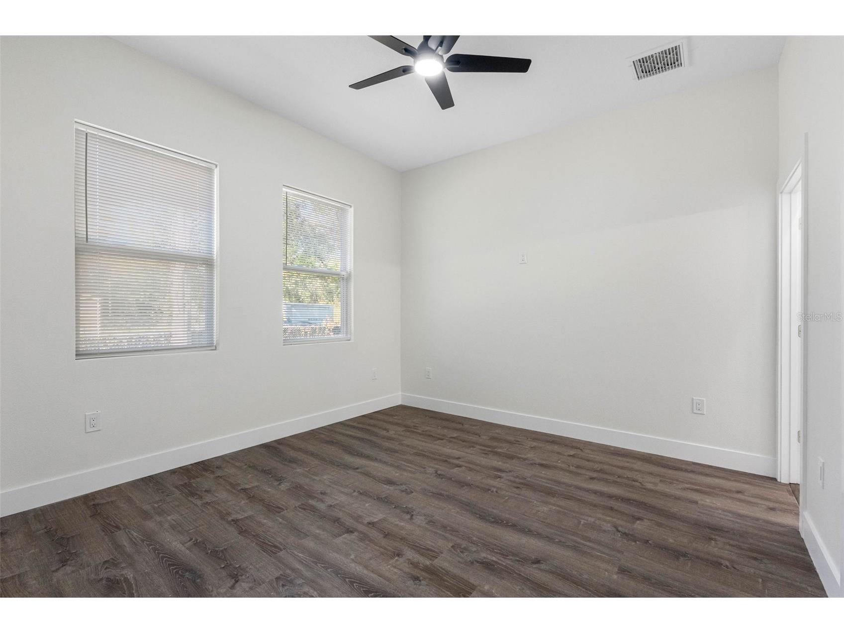 10247 Lake Drive New Port Richey FL 34654 TB8458693 image19