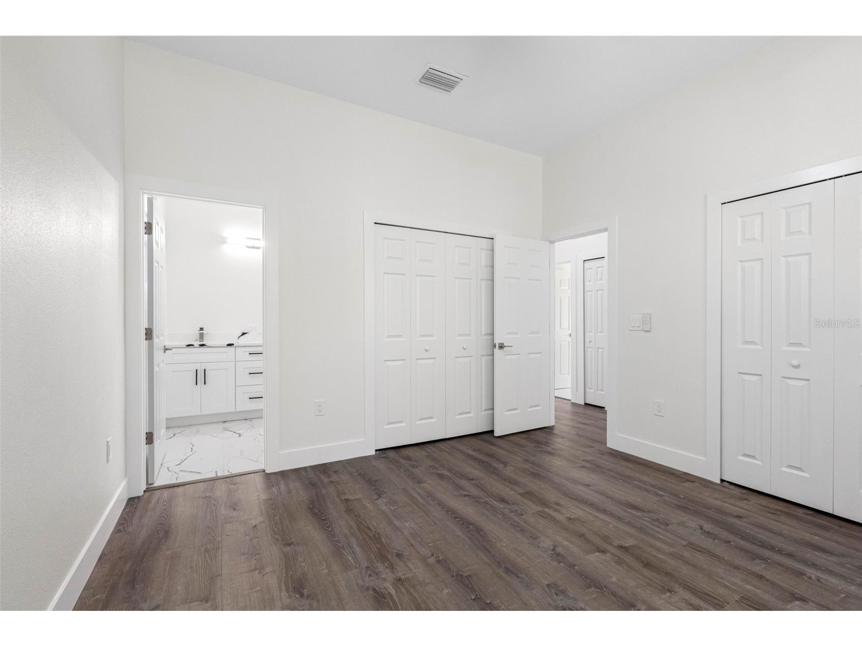 10247 Lake Drive New Port Richey FL 34654 TB8458693 image21