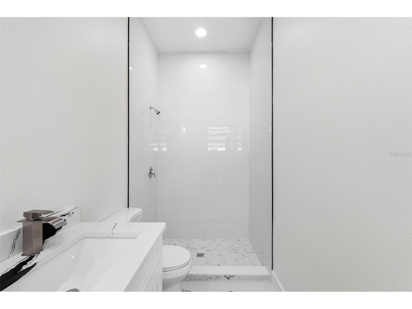 10247 Lake Drive New Port Richey FL 34654 TB8458693 image23