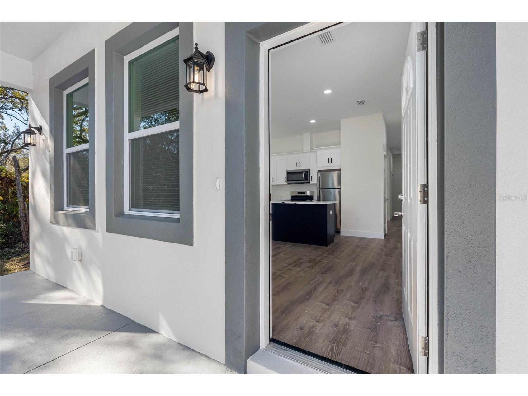 10247 Lake Drive New Port Richey FL 34654 TB8458693 image3