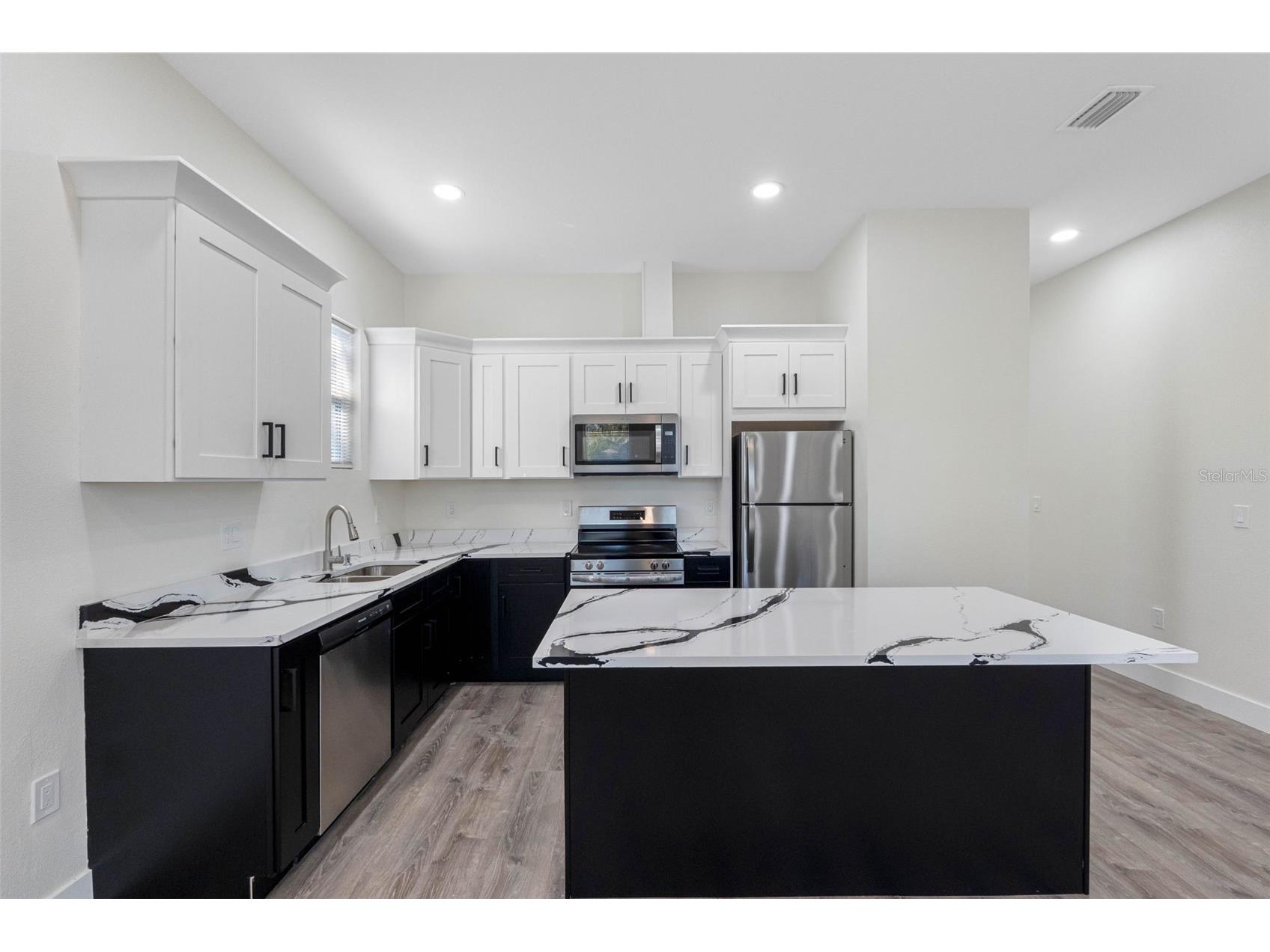 10247 Lake Drive New Port Richey FL 34654 TB8458693 image7