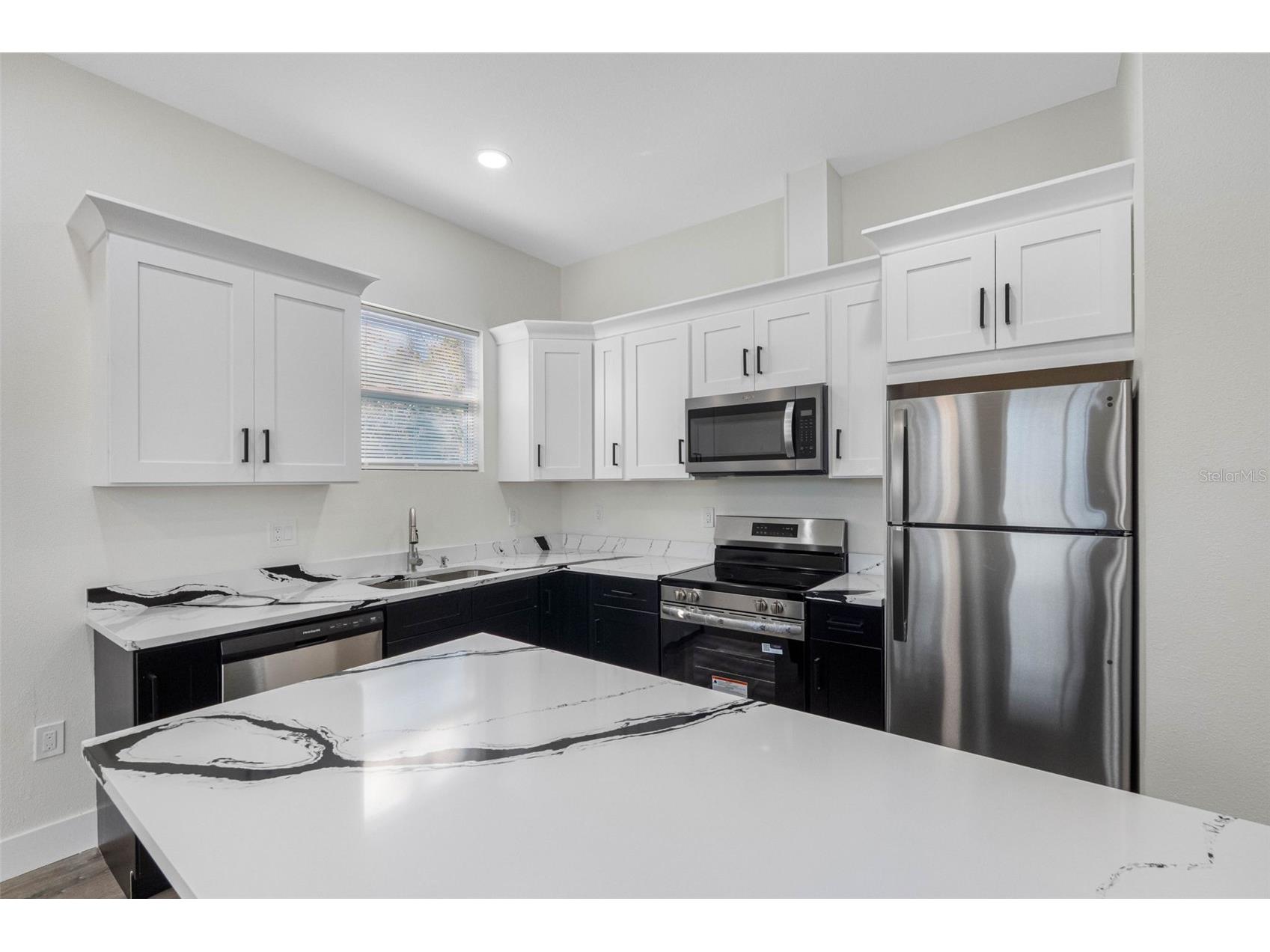 10247 Lake Drive New Port Richey FL 34654 TB8458693 image8