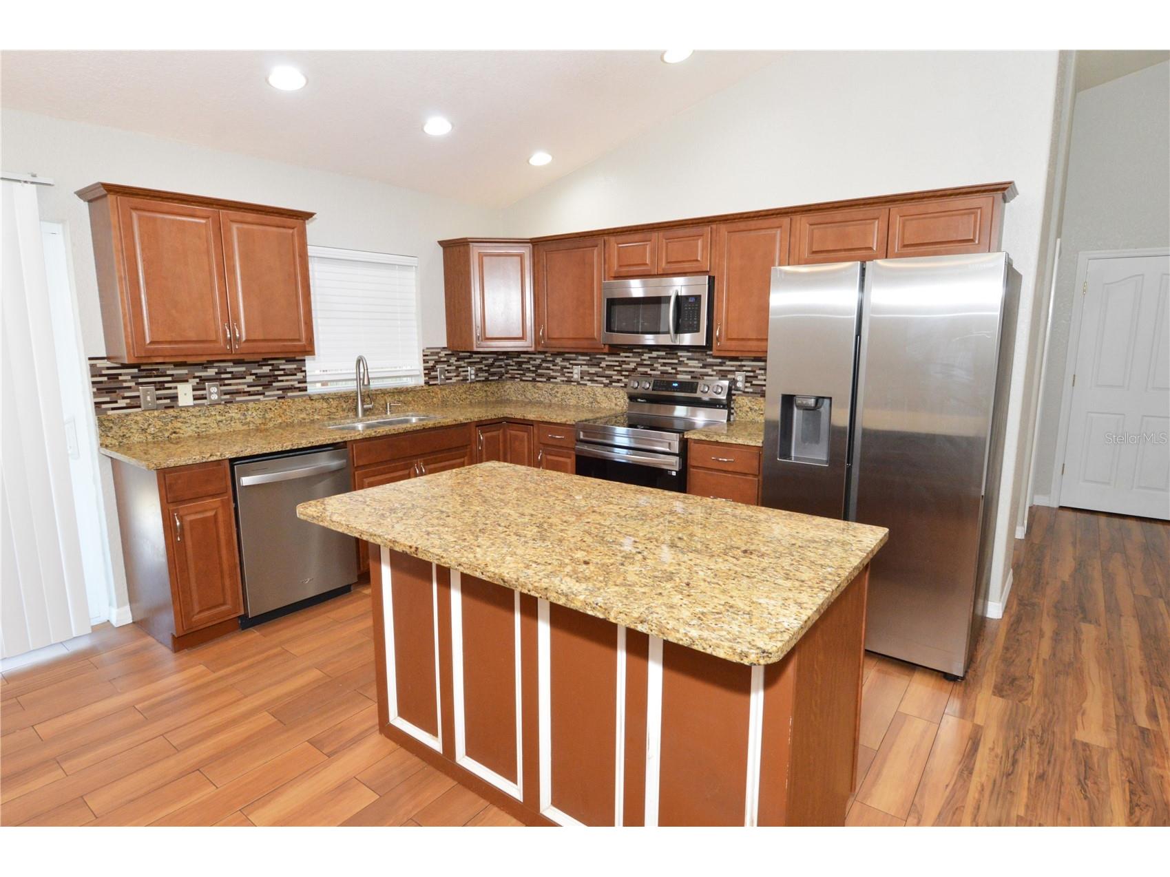 10248 107th Avenue N Largo FL 33773 TB8473593 image12