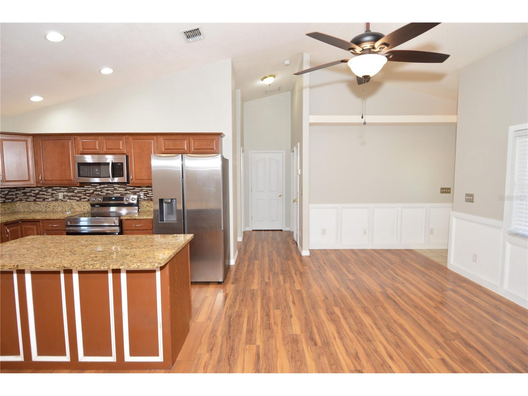 10248 107th Avenue N Largo FL 33773 TB8473593 image9