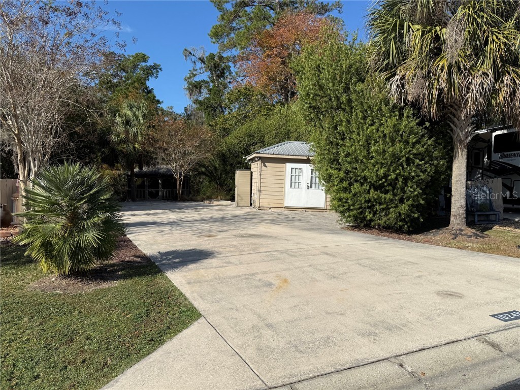 10249 NE 28th Loop #P Silver Springs FL 34488 - OCKLAWAHA O6363284 image2