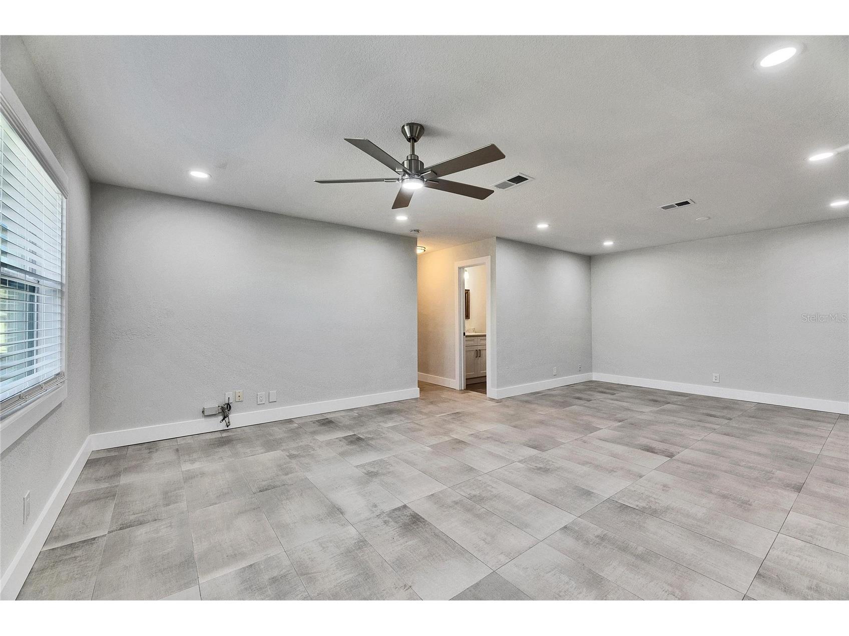 1025 Apollo Beach Boulevard #1 Apollo Beach FL 33572 TB8479223 image17